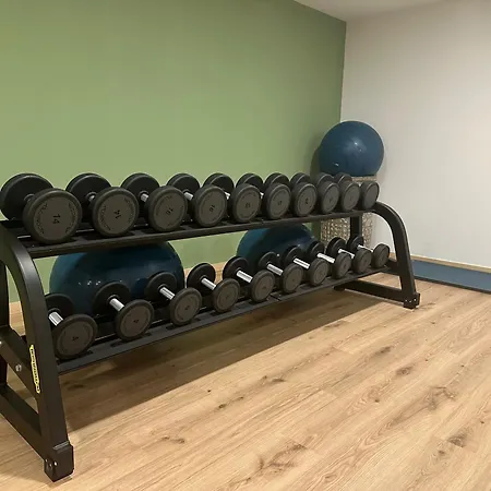 Luxury 2bd Flat - Pools - Parking - - Gym