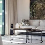 Luxury 2bd Flat - Pools - Parking - - Gym דירה *