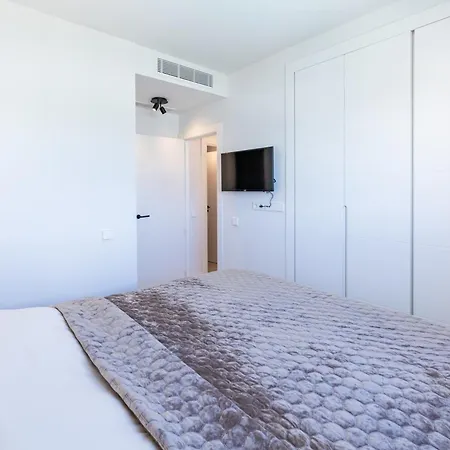 Luxury 2bd Flat - Pools - Parking - - Gym La Cala De Mijas
