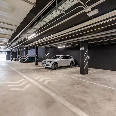 아파트 Luxury 2bd Flat - Pools - Parking - - Gym 라칼라데미야스