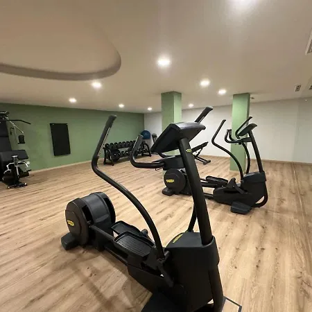 Luxury 2bd Flat - Pools - Parking - - Gym 라칼라데미야스